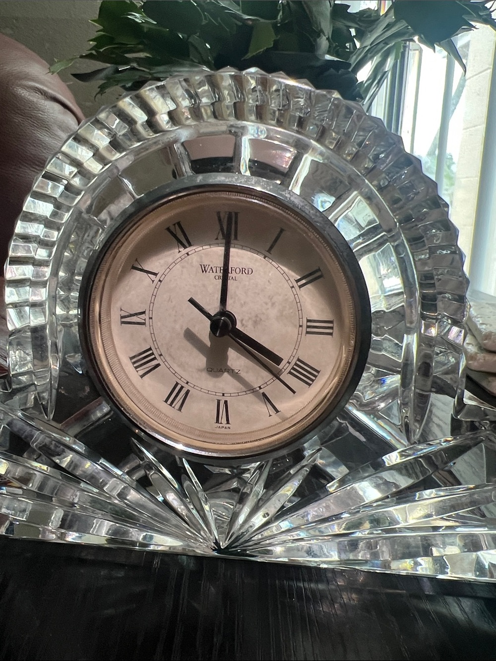 Vintage Waterford Crystal Mantle Clock with Sunburst Design and Roman Numerals - Picture 3 of 9